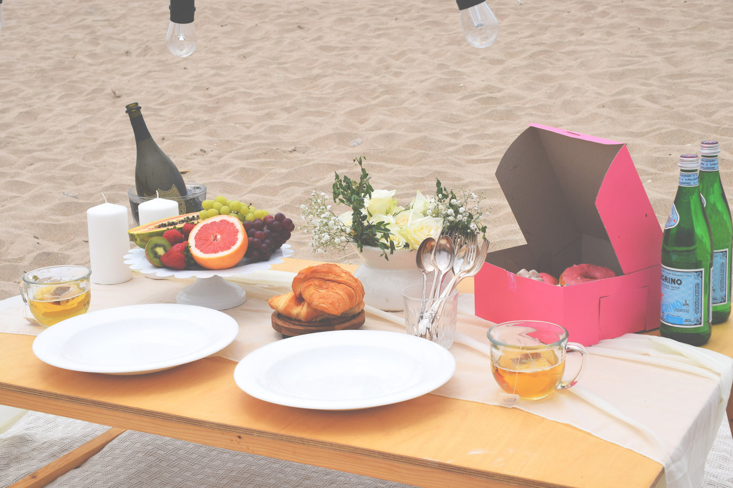 LUXURY BREAKFAST PICNIC PACKAGE FOR 2